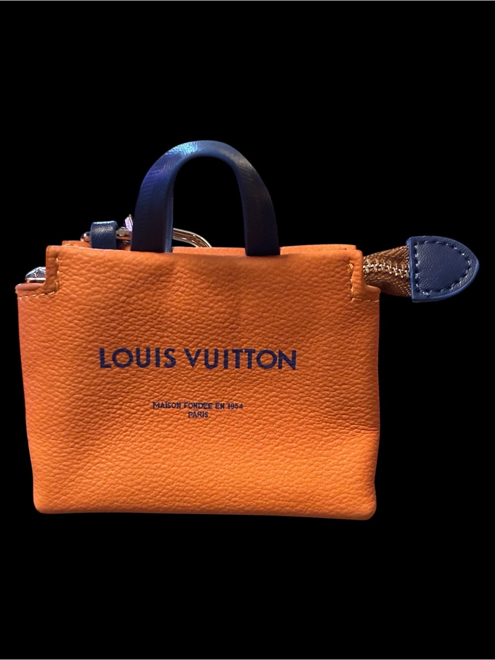 πLouis.Vuittion. Mini Shopper Bag Charm